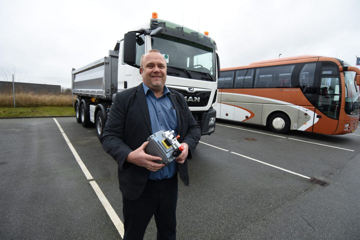 MANs Spare Part manager Bjarne Rasmussen gør status på den 2-årige reservedelsgaranti