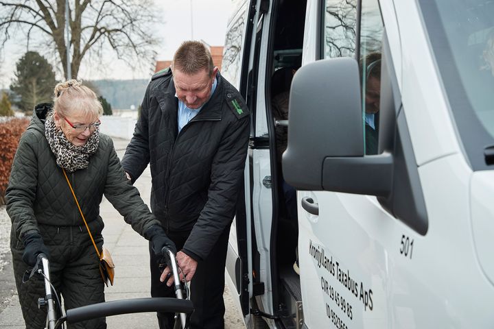 Midttrafik har særlige bestillingsfrister til handicapkørsel jul og nytår