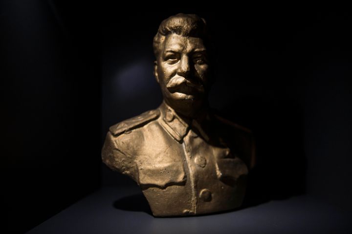 Stalin-buste udstillet på Koldkrigsmuseum Langelandsfort