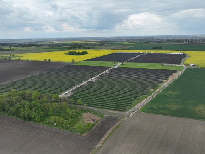 Kiekrz-solcelleparken i Polen, som Eurowind Energy forventer at sætte i drift i efteråret 2026. Anlægget har en kapacitet på 44 MW.