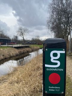 Billede af Gudenåstien og Gudenåen.