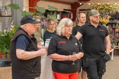 Billedet viser nogle af lederne i Havlykke Planteskole.