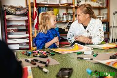 FOBU støtter som paraplyorganisation en række selvejende og private dagtilbud på Frederiksberg Kommune, som i årevis har fået for lavt tilskud til administration i børnehaverne. Nu har børnehaverne stævnet kommunen.