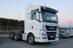 MAN TGX 28.500 går i kjøring mellom Gjøvik og Rudshøgda, samt transporterer for en fabrikk på Brandbu.