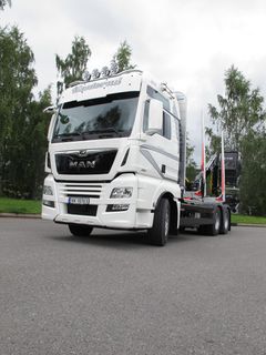 Konterud Transports nye tømmerbil skal kjøre mye i Trysil. Med krevende veier er det godt med en kraftig motor med høyt dreiemoment.