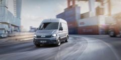 I tillegg til lukket varebil og kombi med vinduer tilbys chassis med vanlig førerhus eller dobbelkabin