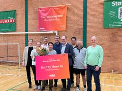 Mai Thy Pham Vo, Carsten Höegh Christiansen og glade medlemmer fra TST