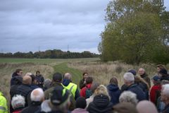 Solrød Bæk - der var flere stop under markvandringen