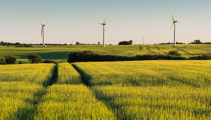 "Vi ved, at vi har et stærkt og konkurrencedygtigt produkt, og derfor er vi heller ikke bange for at vise kunderne, hvad den samlede pris er for en kilowatttime", siger Thomas Søgaard-Andersen, CEO i Velkommen.