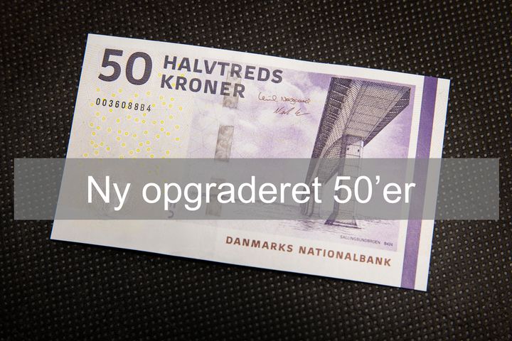 Ny 50-kroners pengeseddel fra Danmarks Nationalbank på sort baggrund.