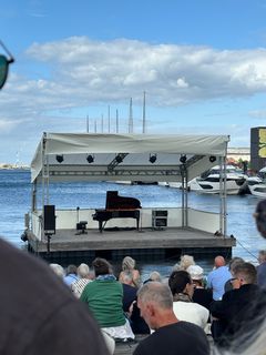 Klar til Katrine Gislinge, Klassisk på Kyssetrappen august 2026