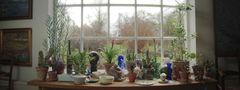 Rekonstruktion af Chrsitine Swanes vindueskarm fra huset i Birkerød. Still fra udstillingsfilmen 2026, fotograf Morten Krüger