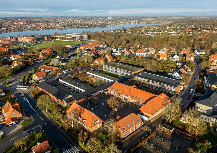 Viborg Kommune sælger nu den attraktive Overlund Skolegrund. Foto: Morten Pedersen, Viborg Stifts Folkeblad.