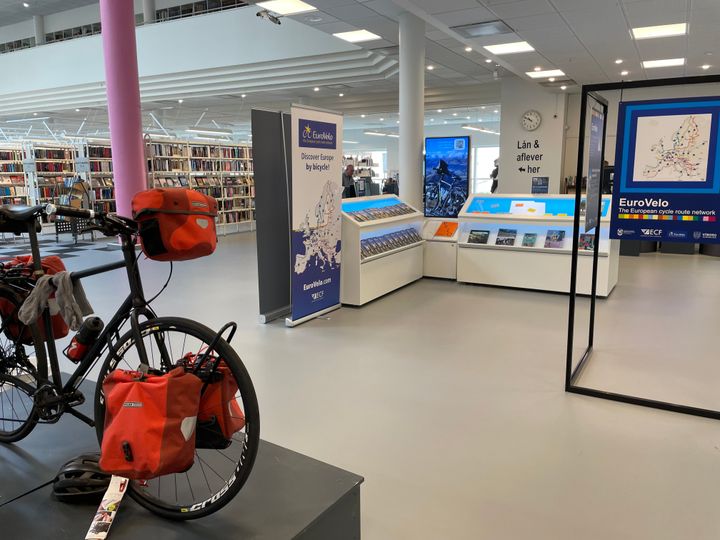 Siden juni har besøgende på Viborg Hovedbibliotek fået en forsmag på den store cykelkonference, EUROVELO.