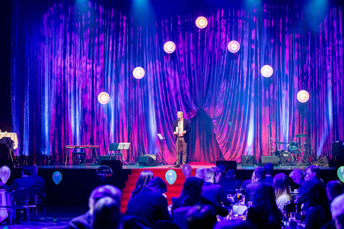 Borgmester Ulrik Wilbek, der for sidste gang er Sportsgalla-vært, har været med til at udnævne de tre første Viborg Legender / Foto fra 2023: Johnny Pedersen