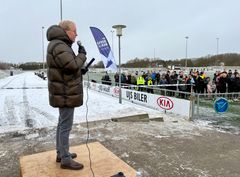 Træn med-opstart til Royal Run begyndte i januar. Borgmester Ulrik Wilbek satte det første af i alt seks Træn med-arrangementer i gang ved Viborg Syd Idrætscenter i Liseborg. Dengang blev depechen løbet ud på første tur, der gik mod Bjerringbro.