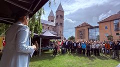 Borgmester Katrine Fusager Rohde holder tale inden første spadestik. Foto: Viborg Kommune.