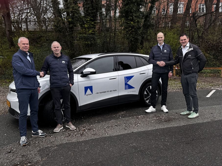 Fra venstre: Henrik Rasmussen (Områdechef, InstallatørGruppen), Martin Søndergaard (Ejerleder, Erik Lytzen A/S), Anders Nielsen (Ejerleder, Erik Lytzen A/S), Peter Frandsen (Country CEO, InstallatørGruppen)