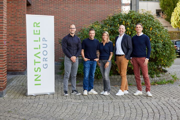 Fra venstre: Andreas Weiss (InstallatørGruppen Schweiz), Philippe Steinmann (Steinmann Haustechnik), Katja Steinmann (Steinmann Haustechnik), Boris Bischoff (InstallatørGruppen Schweiz), Steven Brosi (InstallatørGruppen Schweiz)