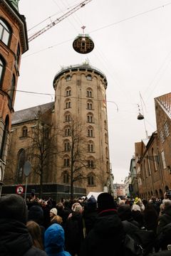 Kuplen svæver over Rundetaarn_Foto Malthe Ivarsson