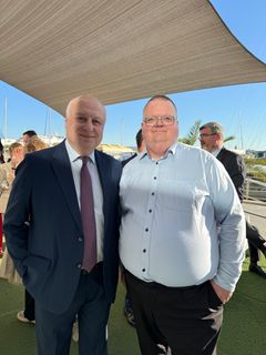 Den georgiske oppositionspolitiker George Tsereteli til venstre og Niclas Aarestrup til højre, ved EPP Political Assembly i Valencia