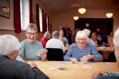 I Ramsing uden for Skive mødes lokale i det nyrenoverede forsamlingshus