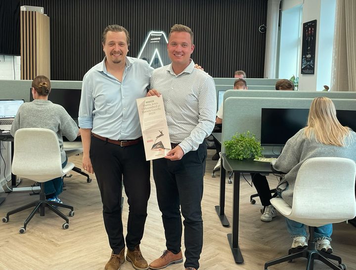 For tredje gang kan det nordjyske marketinghus kalde sig Børsen Gazelle. En anerkendelse, som direktørerne Mads Mathiasen (t.v.) og Lars Marco Andersen (t.h.) er meget stolte over.