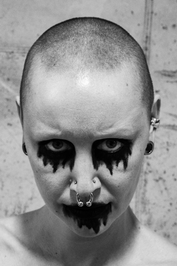 Ditte Krøyers kunstneriske praksis udfolder sig gennem performance, skulptur, collage og musik. Hendes arbejde kredser om temaer som punk, klimaretfærdighed og sukkerindustri samt de spirituelle landskaber fra hendes fødeø, Lolland.