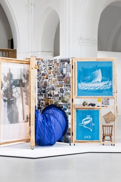 Alison Knowles: Retrospektiv 1960-2022. Udstillingsbillede. Nikolaj Kunsthal, Nedre Galleri. København 2026.