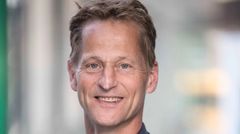 Tom Heron tiltrådte som ny topchef for innovationsvirksomheden SEGES Innovation P/S den 1. august 2023. Den geologuddannede Tom Heron kom fra en mangeårig stilling som regions- og sektordirektør i den rådgivende ingeniørvirksomhed NIRAS med ansvar for fagområder som miljø, bæredygtighed og digitalisering. Kilde: SEGES