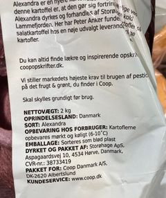 Den falske forbrugerinformation på bagsiden af posen med Alexandra-kartofler.