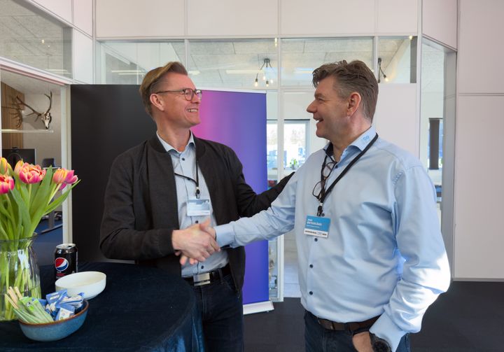 Foto rettigheder Co2Pro: Fra venstre Claus Blicher, IntelliCharge.AI og Jan Østergaard, Co2Pro