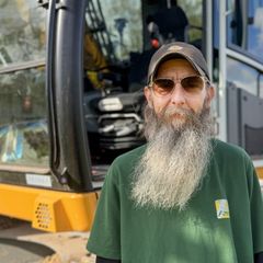 Michael Ottesen kan fejre 25 års jubilæum i Arkil. Han startede som struktør, men har de sidste 12 år arbejdet som maskinfører.