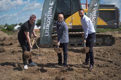 Foruden de to nye projekter er Velkomn allerede aktiv i Faxe Kommune med opførelsen af Lysholm Have i Haslev.