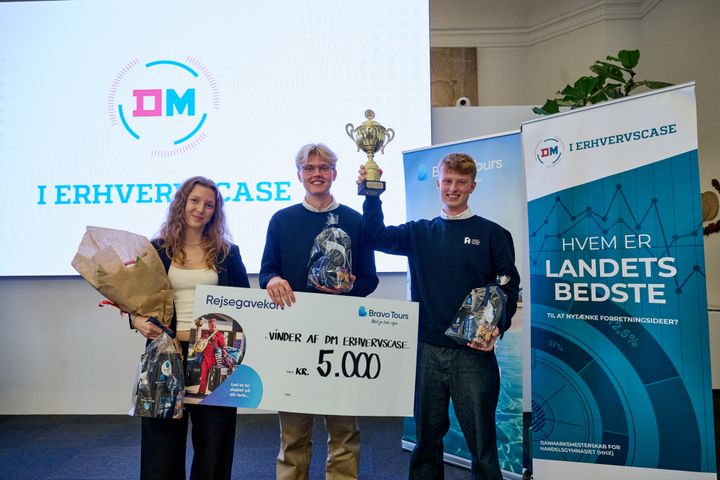 Tre elever fra Aarhus Business College - Viby vinder DM i Erhvervscase 2026