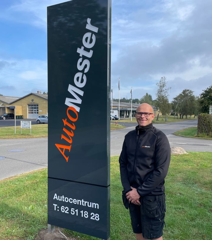 Jesper Ejlersen, indehaver af Autocentrum Rudkøbing, der nu har overtaget Pers Auto