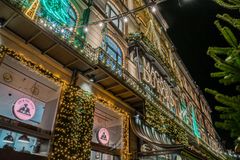 Magasins juleudsmykning i 2024