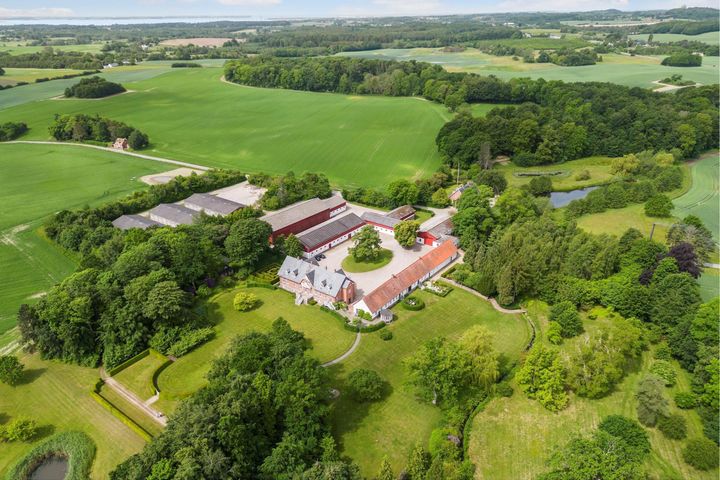 Her ses boligen i Langebæk for 60.000.000 kroner.