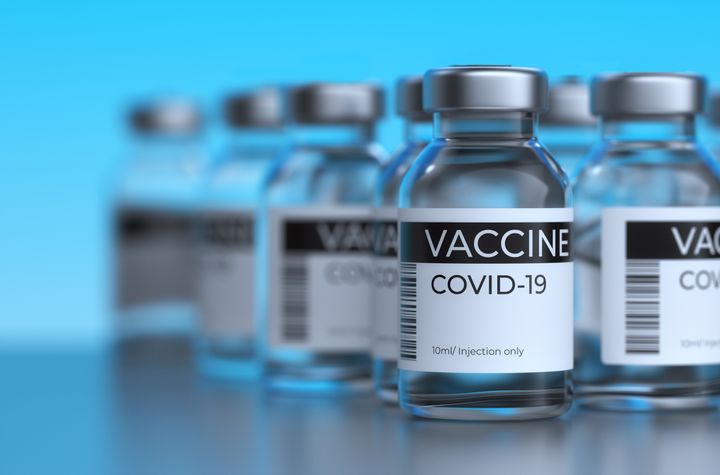 Med den opdaterede vaccine er risikoen for at blive indlagt med covid-19 reduceret med 58 procent hos vaccinerede sammenlignet med uvaccinerede.