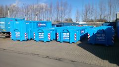 Junkbusters lyseblå vogne, containere og junkbags anvendes til alle former for affald og er let genkendelige i bybilledet