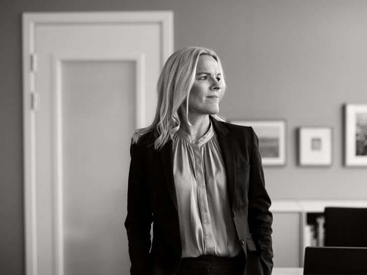 Portrætfoto af ældreminister Mette Kierkgaard