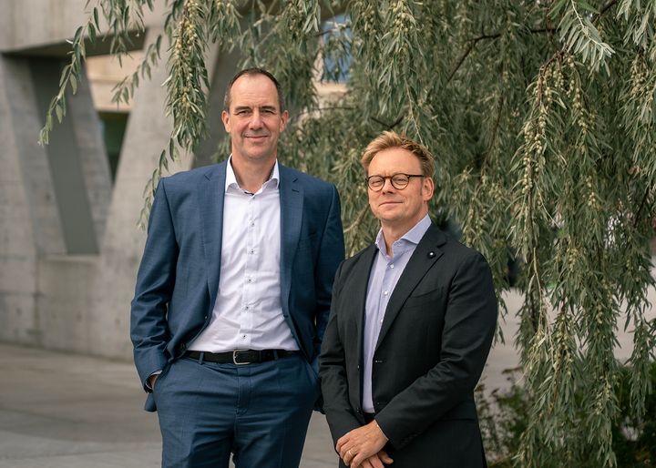 Mads Kaagaard, adm. direktør i Danica (tv) og Peder Lundquist, adm. direktør i EIFO (th)