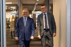 CFO Lars Larsen and CEO Jeppe Frandsen på Milestone Systems hovedkvarter i Brøndby.