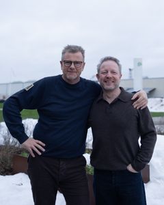 Brian Tholstrup Nybo fra Aurion (tv) og Morten Ammentorp fra Nocla (th) – samarbejdet bygger på fælles værdier om smag, ansvarlighed og danske råvarer.