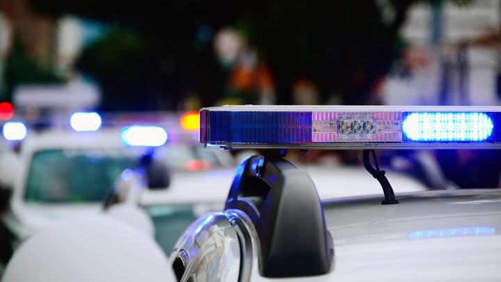 En bilforhandler fra Køge har mistet en Tesla efter en kundes vanvidskørsel under en prøvetur i oktober. Nu må forhandleren forsøge at inddrive sit tab hos kunden.