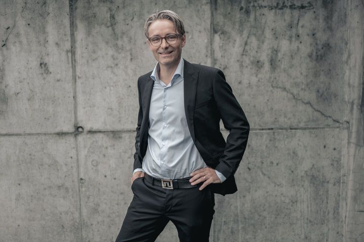 Marketingdirektør Lars Bo Christiansen fejrer 10 års jubilæum hos Stryhns Gruppen d.1. oktober 2025