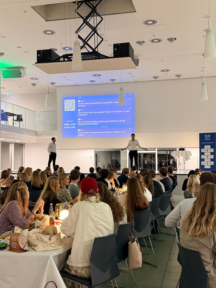 Mads Lybecker og Rasmus Dahl fra Jyske Banks Wealth Management i Aarhus.