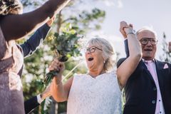 Jyske Bank: Se tjeklisten, når man indgår ægteskab i en høj alder