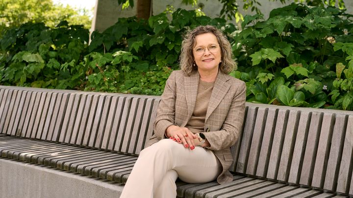 "Man kan i praksis “dø fra pengene”, hvis man ikke har brug for dem – og lade dem gå videre til begunstigede ved en ophørspension,” siger privatøkonom i Jyske Bank, Bettina Brask.