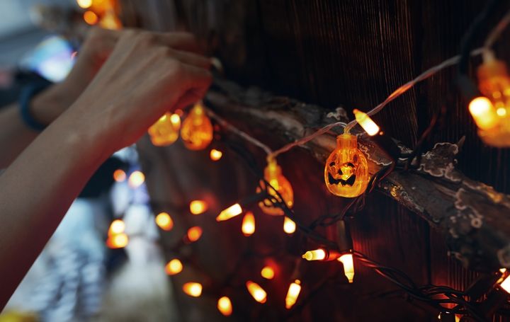 Halloween slutter den 31. oktober. Det gør svindlerne ikke.